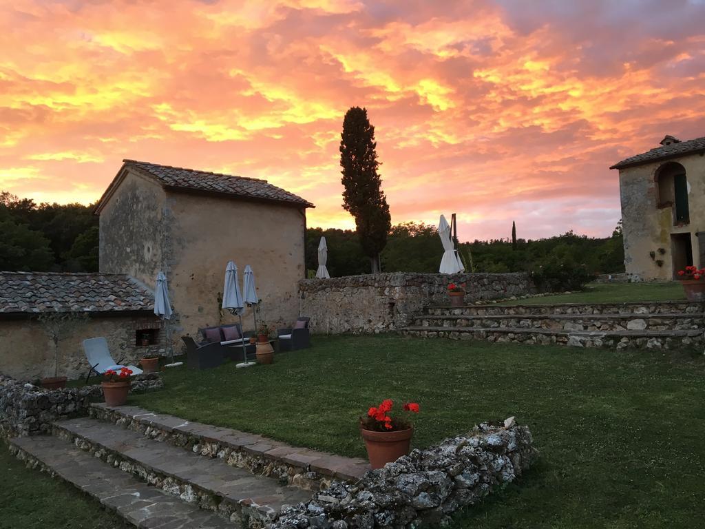 La Canonica Di San Michele Monteriggioni Εξωτερικό φωτογραφία