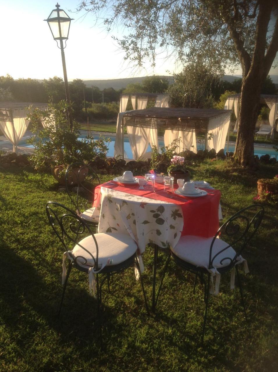 La Canonica Di San Michele Monteriggioni Εξωτερικό φωτογραφία